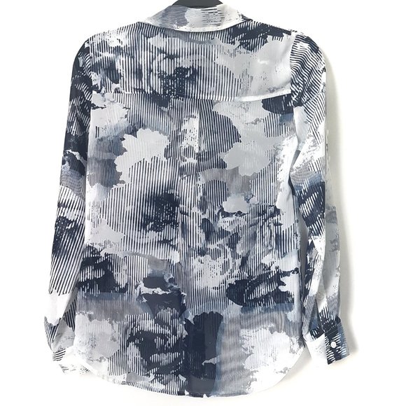 New York & Co Button Down Collar Shirt, XS - Picture 9 of 9